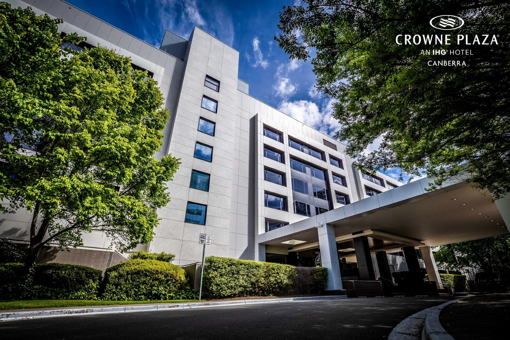Crowne Plaza Canberra, Ready for Work or Play