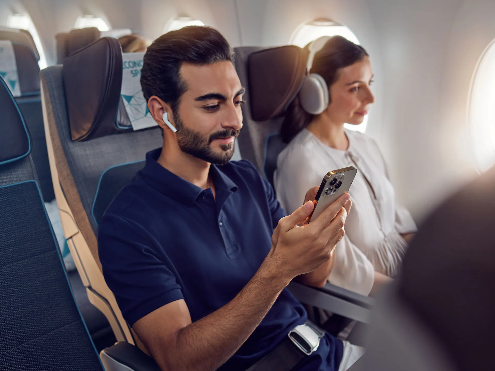 Etihad launches Wi-Fly with free chat and unlimited data