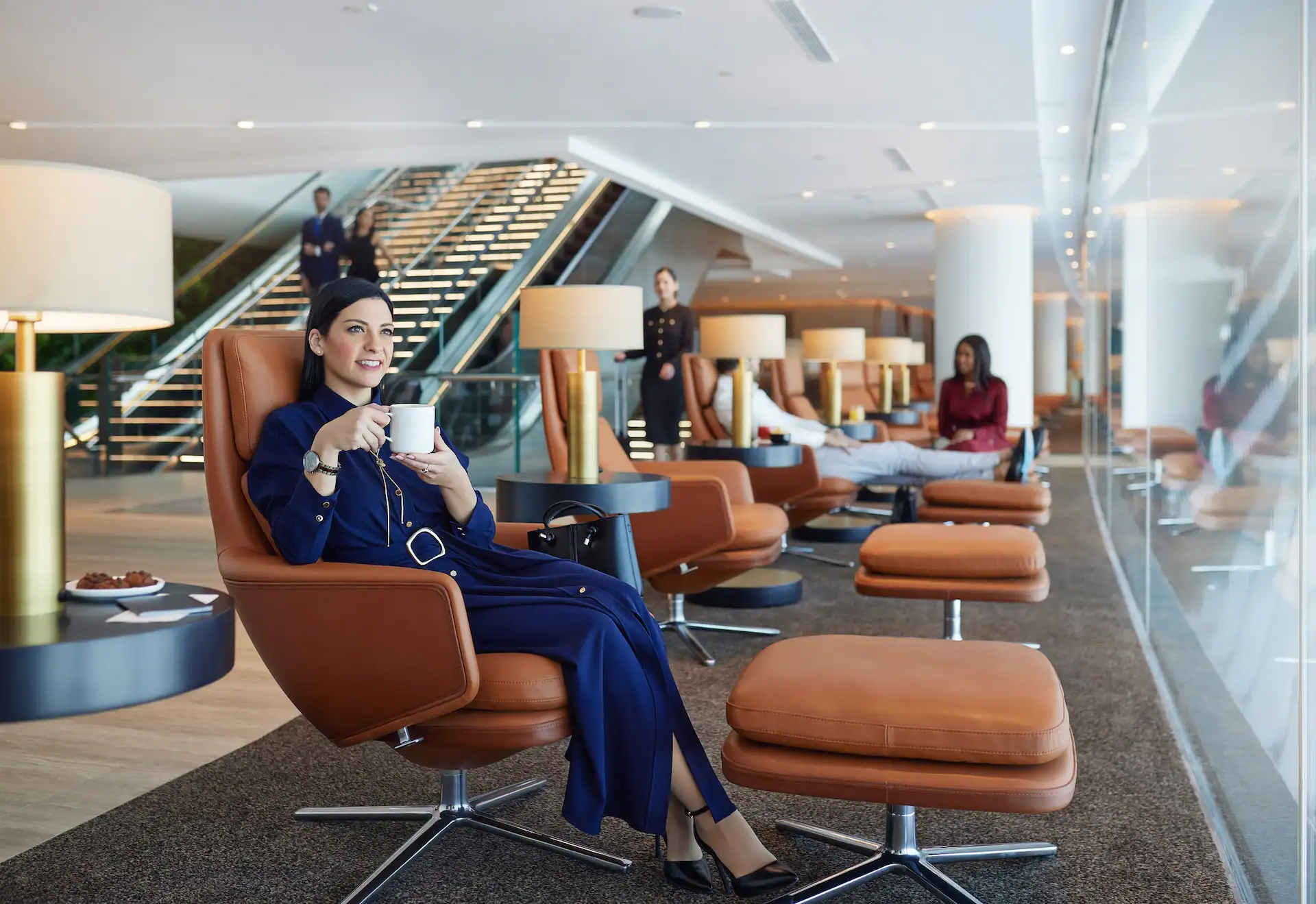 Etihad Airways Unveils Stunning New Lounges